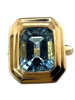 14k Gold Topaz Ring - Size 7.25